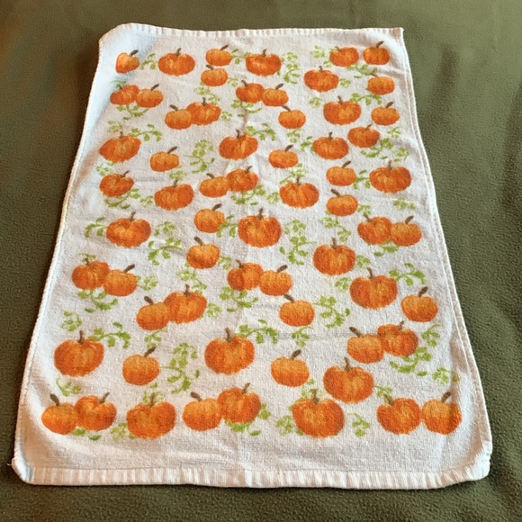 Harvest Fall dish towels. Set of 2. Approximately 15 1/2” x 24” - Picture 5 of 7
